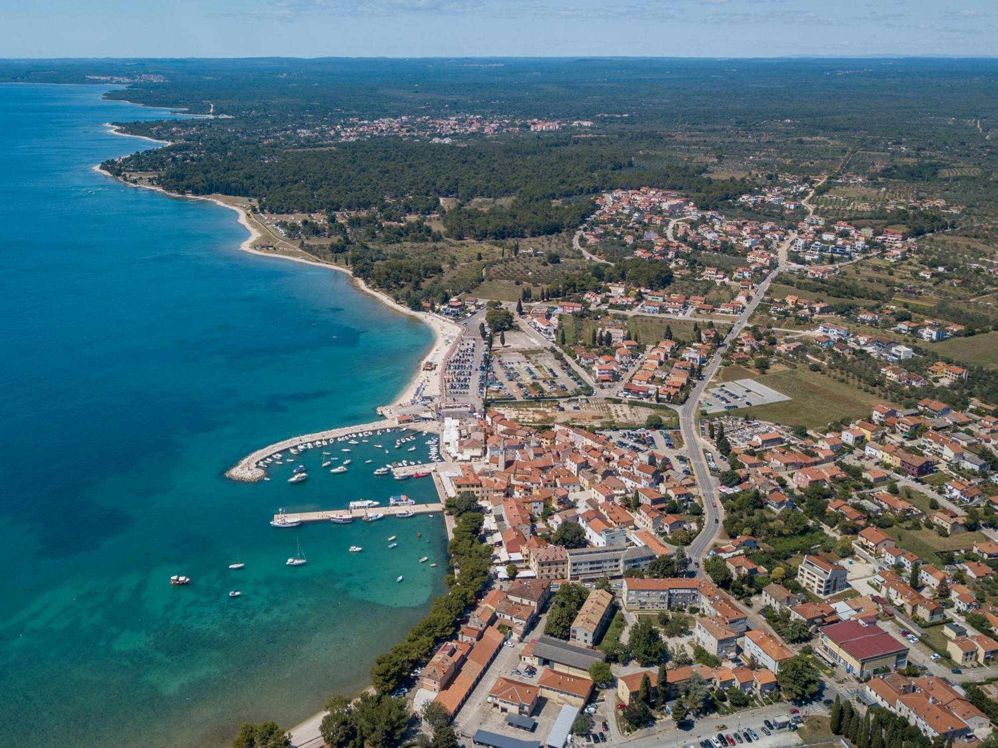 Hotel Villa Vera 2 Fažana エクステリア 写真