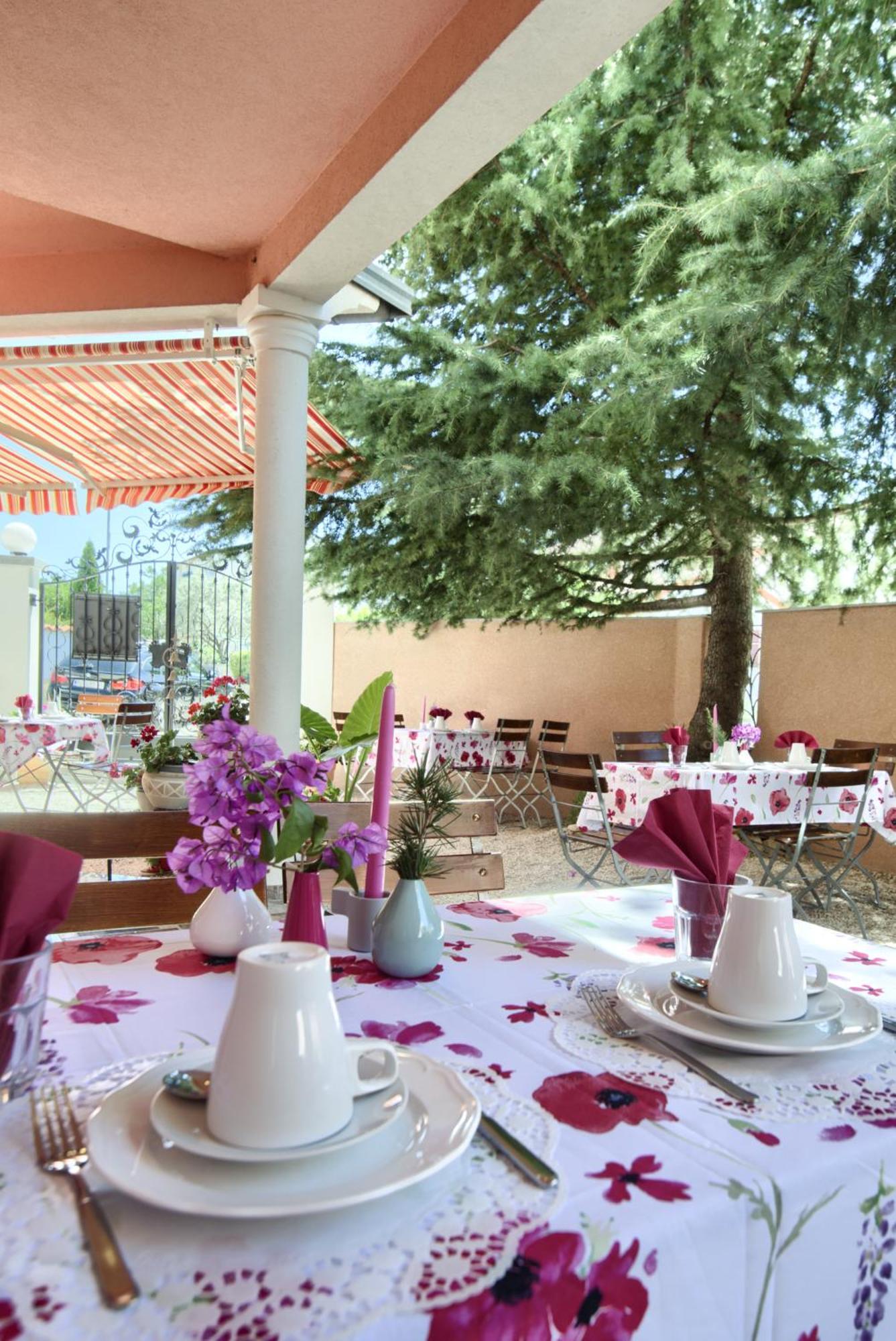 Hotel Villa Vera 2 Fažana エクステリア 写真