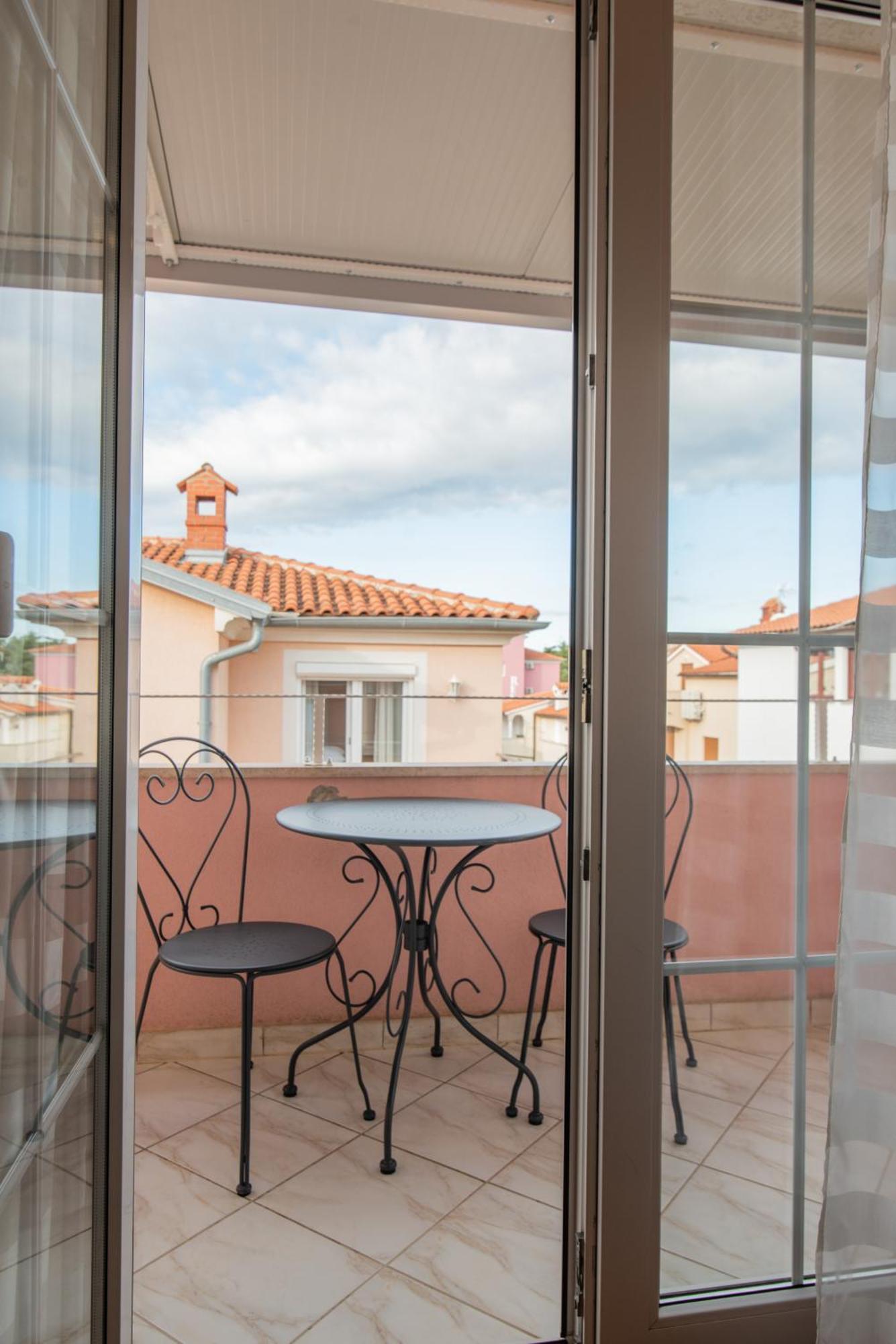 Hotel Villa Vera 2 Fažana エクステリア 写真